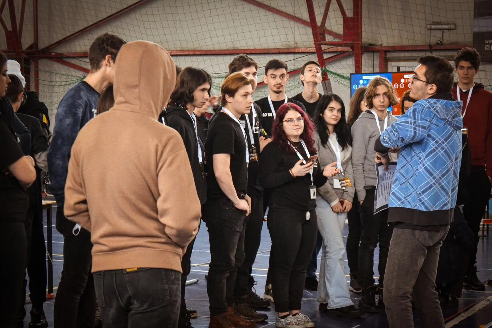 Volta Circuits discussing match strategy